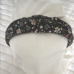 Floral Black Headband NWOT